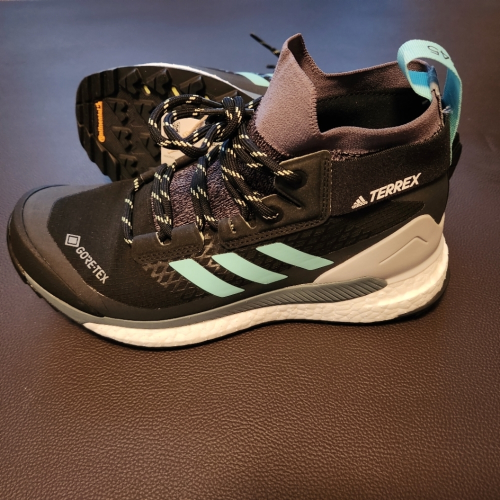New Women's adidas Terrex Free Hiker GTX Hiking Shoes Size 5.5 Boost Gore-tex
